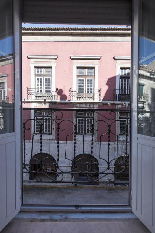 Downtown Doll'S House Apartment Lisbon Exterior photo